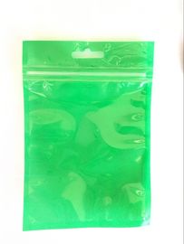 Transparente Folien-Taschen mit Reißverschluss, die kundengebundenes Farbgrün und -SCHWARZES verpacken