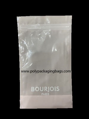 0.08mm BOPP Plastikschieber-Reißverschluss-Taschen für die Hemden, die Kleidungs-Taschen mit Aufhänger verpacken