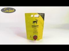 Stehen Sie auf Tasche mit Auslass