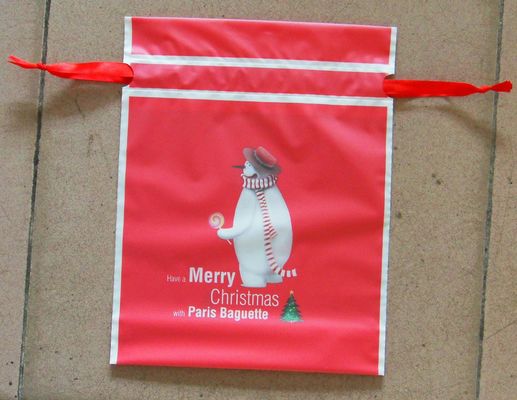 Rotes Doppelschichtmaterial äußer CPE + Plastikgeschenktasche des inneren PET, Zugschnurtaschen-Geschenktasche mit Band